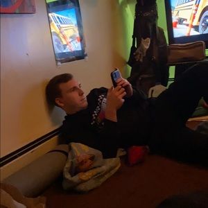 Meet your Posher, Farrin